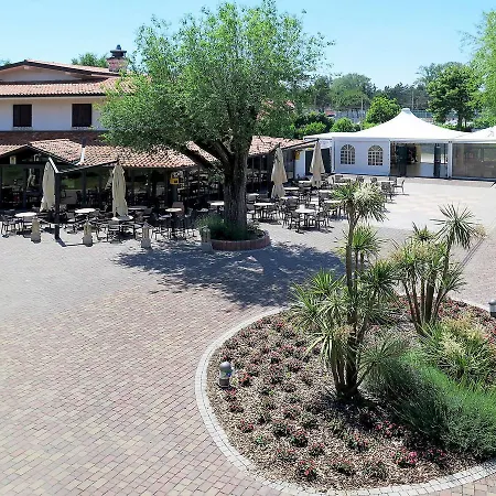 Villaggio Turistico Europa 104s Semesterbostad Grado
